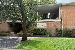 1801 Cortlandt St, Houston, TX 77008 - Photo 1