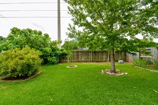 2314 Bent River Dr, Sugar Land, TX 77479 - Photo 21