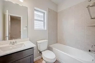 9020 Madera Rd, Houston, TX 77078 - Photo 5