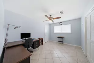 5606 Carew St, Houston, TX 77096 - Photo 9