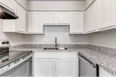 702 Lyle West Avenue #C, Cleveland, TX 77327 - Photo 7
