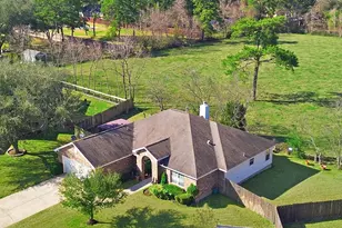 13646 Country Pine Ct, Tomball, TX 77375 - Photo 3