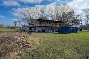 596 Exotic Isle St, Matagorda, TX 77457 - Photo 15