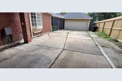 3411 Ashfield Drive, Houston, TX 77082 - Photo 5