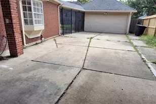3411 Ashfield Dr, Houston, TX 77082 - Photo 5