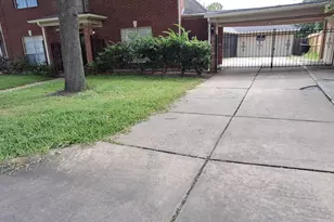 3411 Ashfield Dr, Houston, TX 77082 - Photo 5