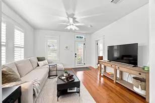4618 McEwen St, Houston, TX 77009 - Photo 5