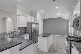 4323 Berry Bend Ln, Richmond, TX 77406 - Photo 9