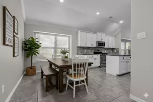 4323 Berry Bend Ln, Richmond, TX 77406 - Photo 5