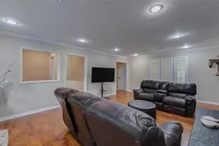 6710 Falling Waters Dr, Spring, TX 77379 - Photo 15