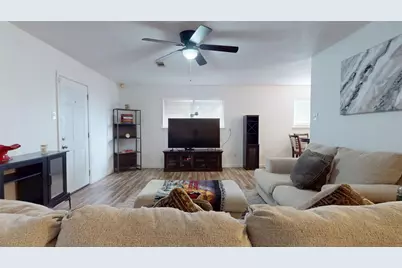 3902 Victoria Avenue, Dickinson, TX 77539 - Photo 3