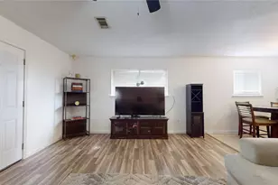 3902 Victoria Ave, Dickinson, TX 77539 - Photo 5