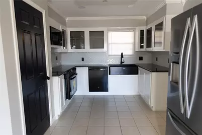 1015, 1017 E Tascosa Avenue, Kermit, TX 79745 - Photo 15