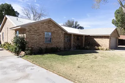1015, 1017 E Tascosa Avenue, Kermit, TX 79745 - Photo 9