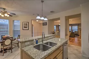 1006 Rochow St, Houston, TX 77019 - Photo 7