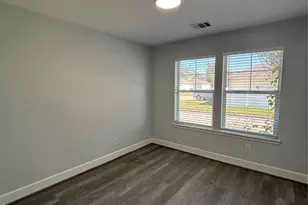 11823 Longwood Garden Way, Houston, TX 77047 - Photo 5