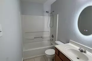 11823 Longwood Garden Way, Houston, TX 77047 - Photo 7