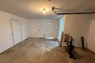8517 Rubin St, Houston, TX 77051 - Photo 25