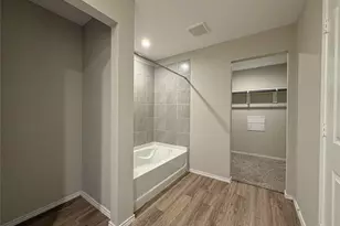 12314 Morning Vis Dr, Houston, TX 77014 - Photo 17