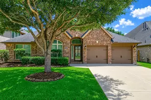 4131 N Creekmont Dr, Fresno, TX 77545 - Photo 1