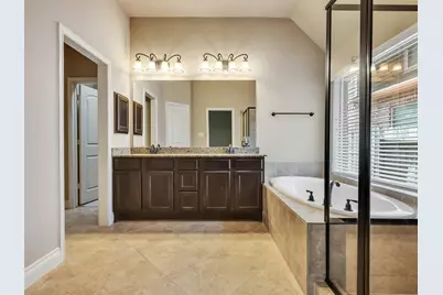 4131 N Creekmont Drive, Fresno, TX 77545 - Photo 13