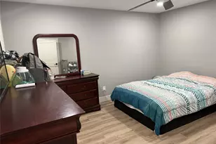 415 W Lake Dr, Livingston, TX 77351 - Photo 13