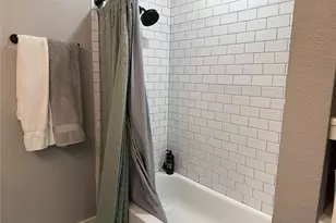 415 W Lake Dr, Livingston, TX 77351 - Photo 15