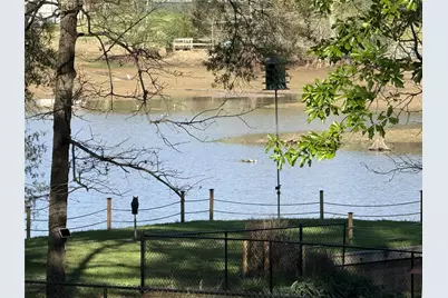 415 W Lake Drive, Livingston, TX 77351 - Photo 25