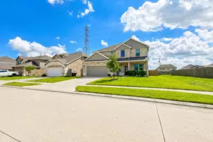 377 Selah Ct, Alvin, TX 77511 - Photo 1