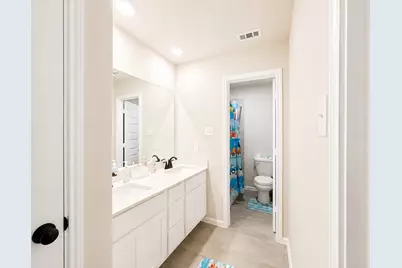 377 Selah Court, Alvin, TX 77511 - Photo 5
