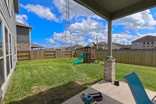 377 Selah Ct, Alvin, TX 77511 - Photo 21