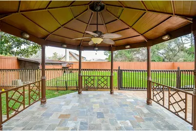 2407 Sugar Mill Drive, Sugar Land, TX 77479 - Photo 27