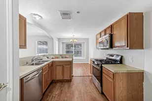 20347 Hunterclif Ln, Katy, TX 77449 - Photo 13