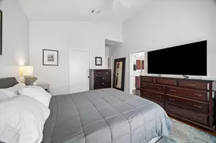 361 Sydnor St, Houston, TX 77020 - Photo 13