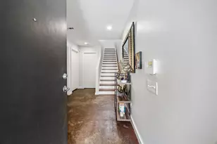 361 Sydnor St, Houston, TX 77020 - Photo 3