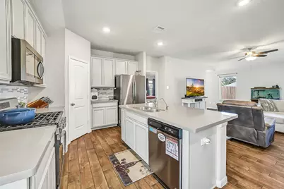 21611 Dandelion Creek Drive, Katy, TX 77449 - Photo 7