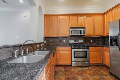 7155 Windwater Lagoon, Houston, TX 77036 - Photo 15