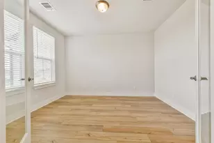 13602 Hartwell Bnd Dr, Texas City, TX 77568 - Photo 5