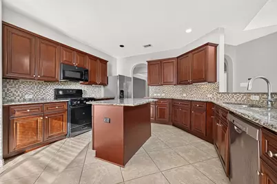 6323 Falling Briar Lane, Sugar Land, TX 77479 - Photo 21