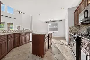 6323 Falling Briar Lane, Sugar Land, TX 77479 - Photo 19