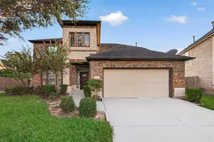 6323 Falling Briar Lane, Sugar Land, TX 77479 - Photo 3