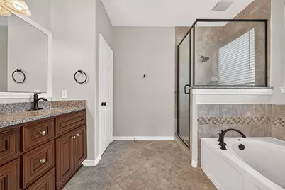 6323 Falling Briar Lane, Sugar Land, TX 77479 - Photo 29