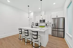 869 Mansfield St, Houston, TX 77091 - Photo 13