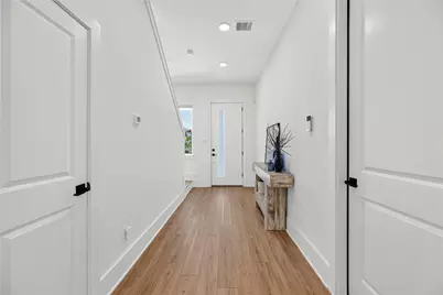 869 Mansfield Street #E, Houston, TX 77091 - Photo 7