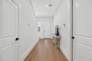 869 Mansfield St, Houston, TX 77091 - Photo 7