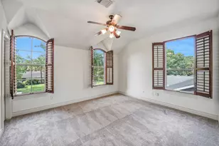 4911 Imperial St, Bellaire, TX 77401 - Photo 29