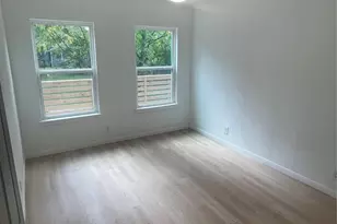 9434 Rhode Island St, Houston, TX 77029 - Photo 7