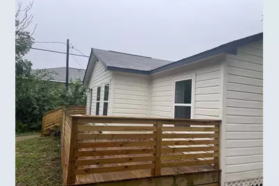 9434 Rhode Island Street, Houston, TX 77029 - Photo 3