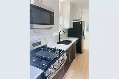 9434 Rhode Island Street, Houston, TX 77029 - Photo 5