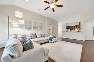 2295 Ashley Falls Ln, League City, TX 77573 - Photo 7